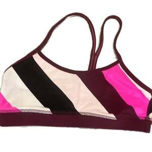 LULULEMON Flow Y Sports Bra Pow Stripe Raspberry Glo Light / Plum Womens Size 10